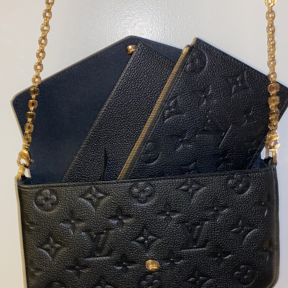 RARE🔥 Monogram Empreinte Leather Felicie Pochette - Picture 10 of 17